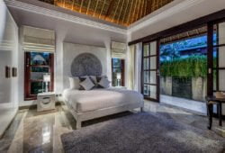 Seminyak Bali Villas - Villa Nilaya - Interior Bedroom & Outdoor