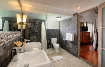 Seminyak Bali Villas - Villa Rama Sita - Interior Bathroom