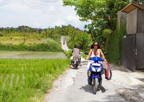 hiring a scooter in bali