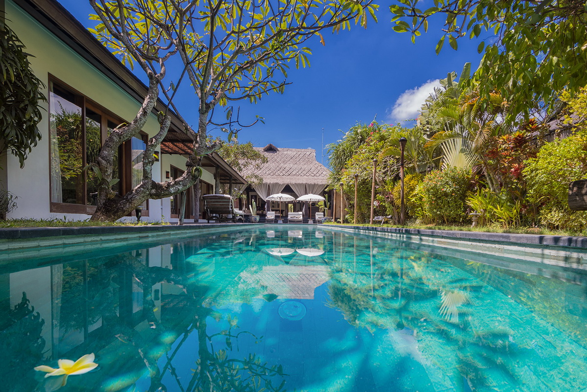 Villa Ku Besar Seminyak Villas in Bali to rent