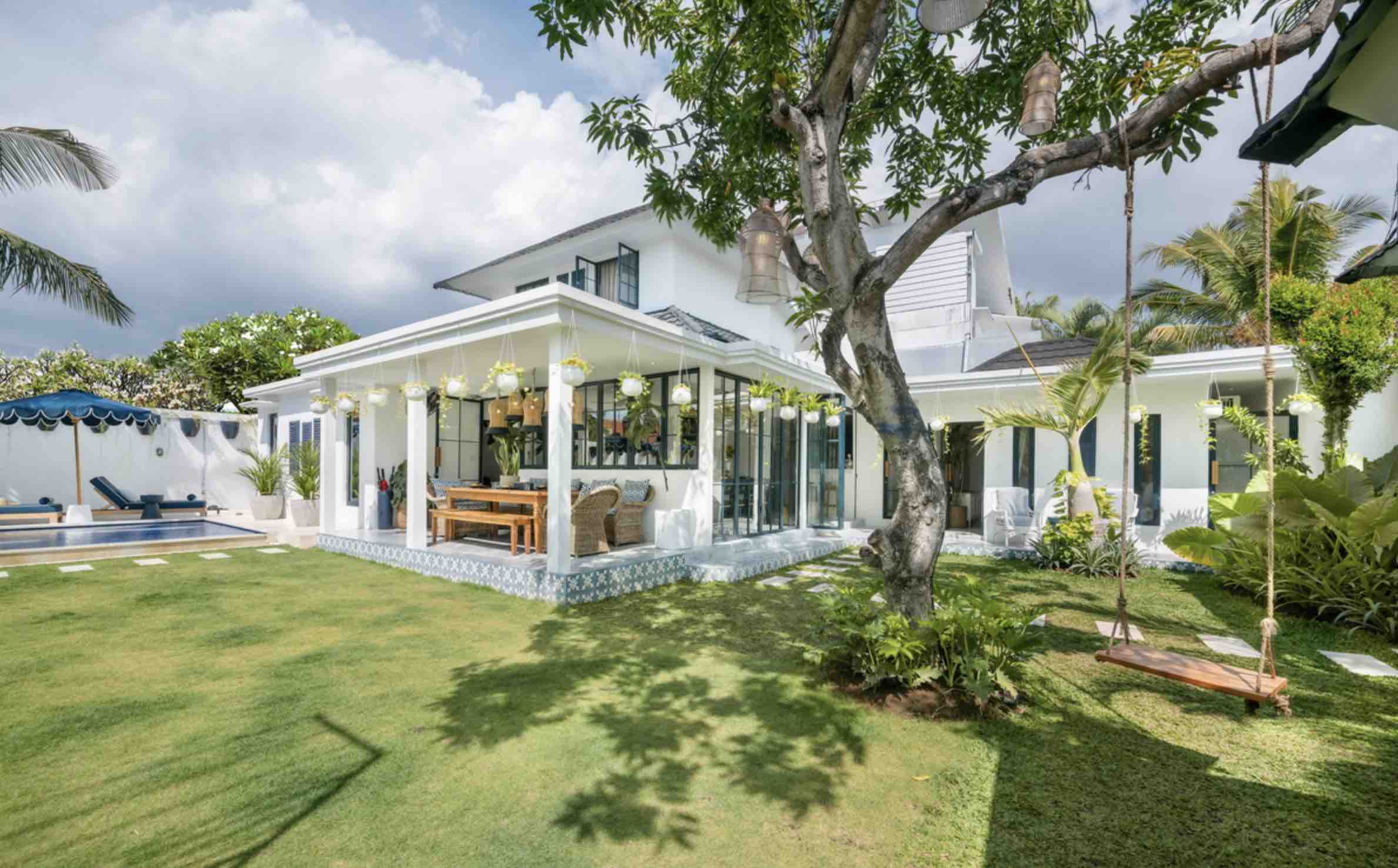 where to stay in Bali - villa pintu biru