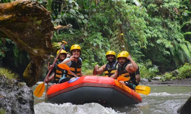 what to do with children in bali - white water ratfing