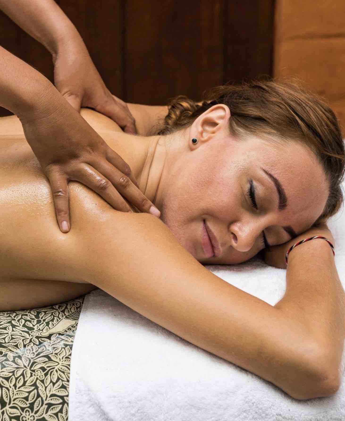 Massage Treatments, Island Day Spa