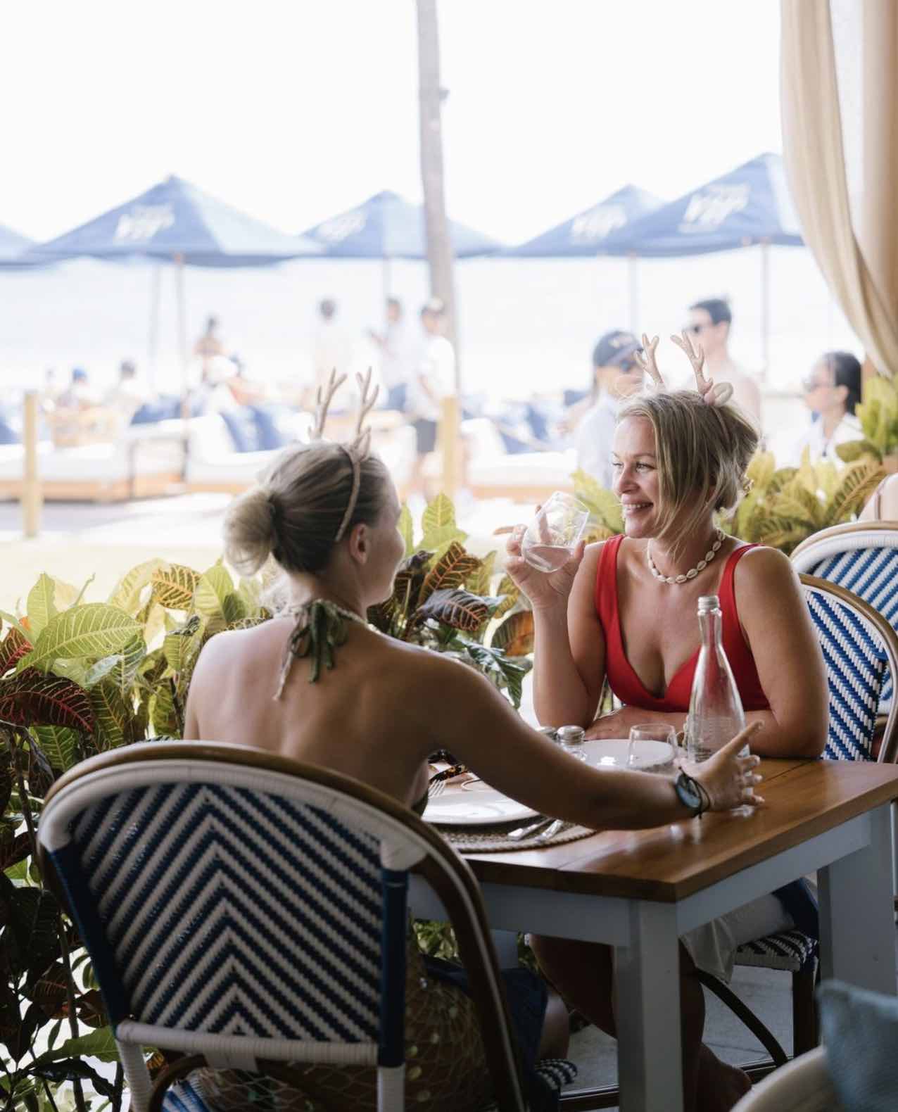 beach restaurants bali - st tropez