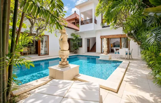 View of swimming pool and villa altius in Bali